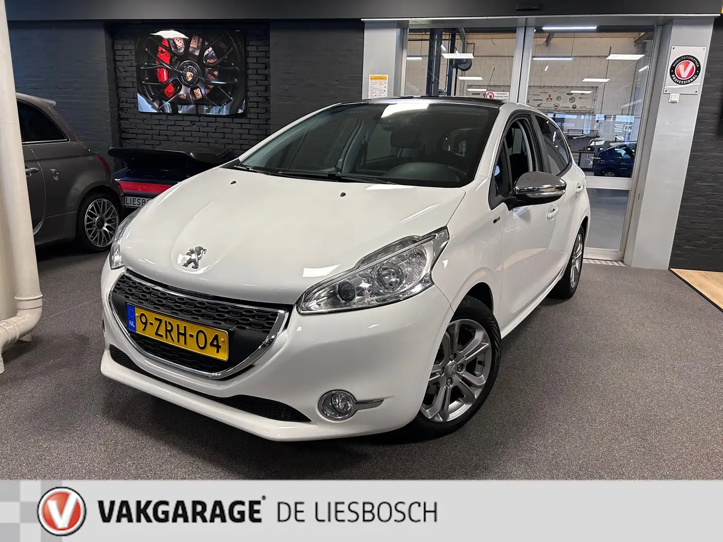 Peugeot 208 1.2 PureTech Style Pack Plus,navi,cruisec,pano,cli Blanco - 2