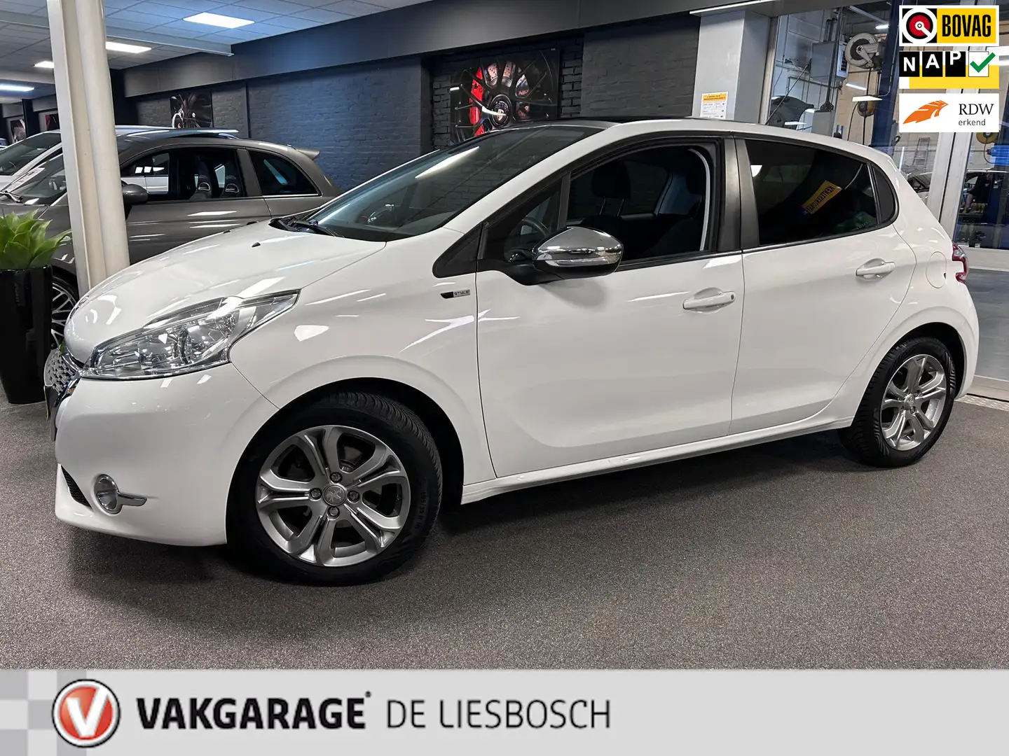 Peugeot 208 1.2 PureTech Style Pack Plus,navi,cruisec,pano,cli Blanco - 1