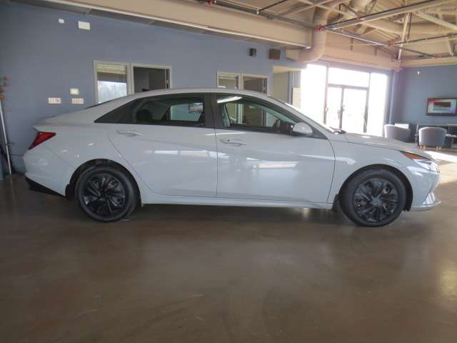 2022 Hyundai Elantra