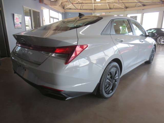 2022 Hyundai Elantra