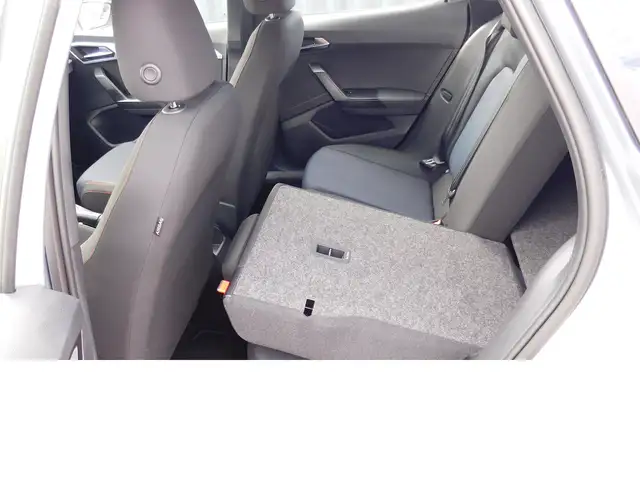 Seat Arona view 13