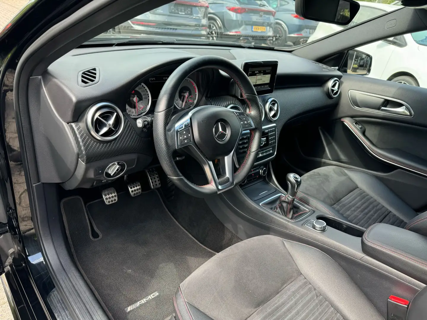 Mercedes-Benz A 180 amg pakket camera, airco, stoelverw Noir - 2