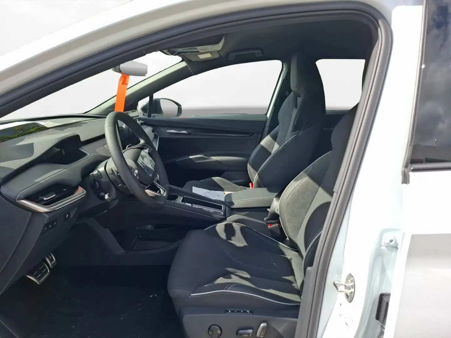 Skoda Elroq 85 Sportline Weiß - 2