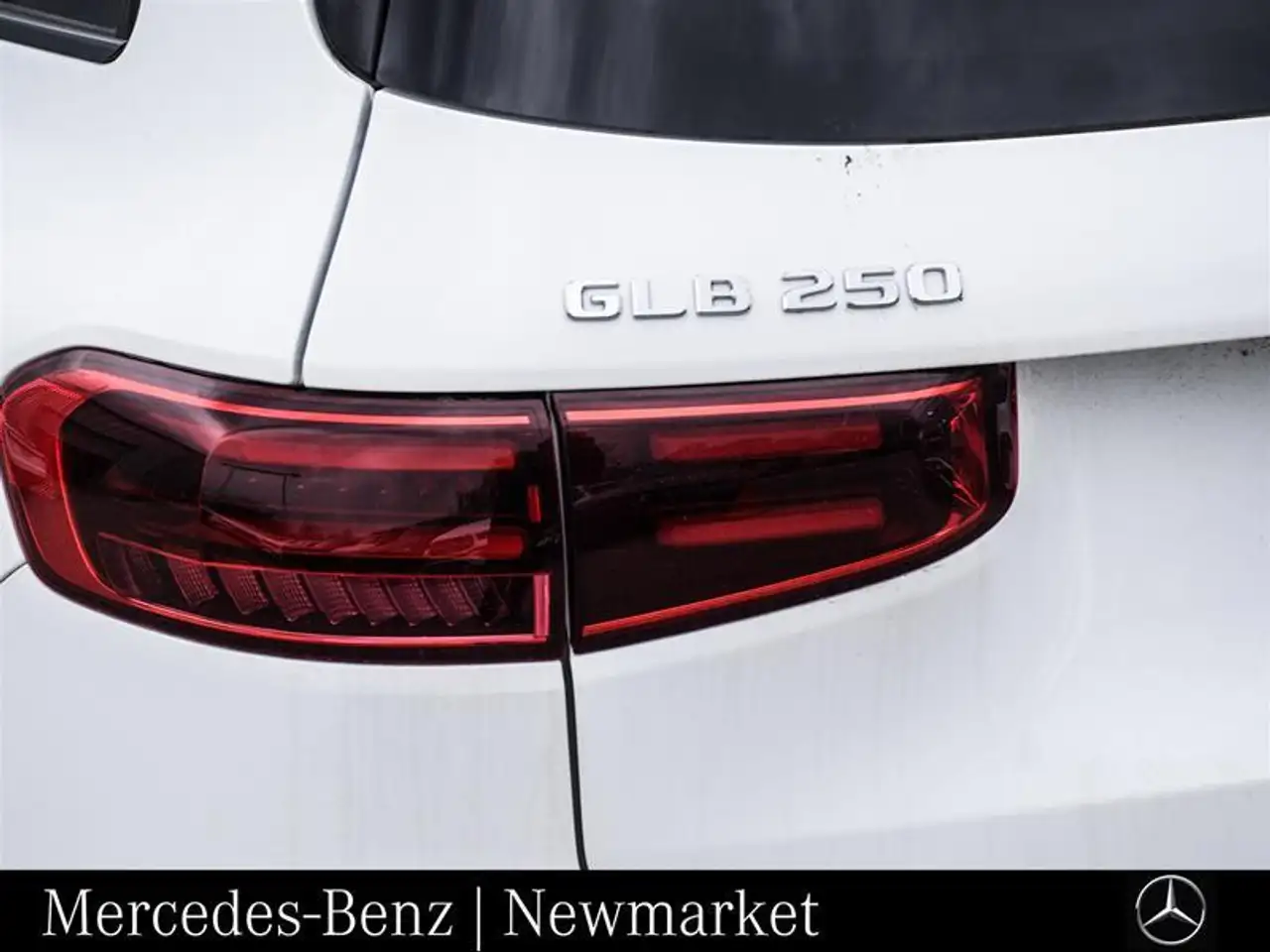 Mercedes-Benz GLB снимка Mercedes-Benz GLB
