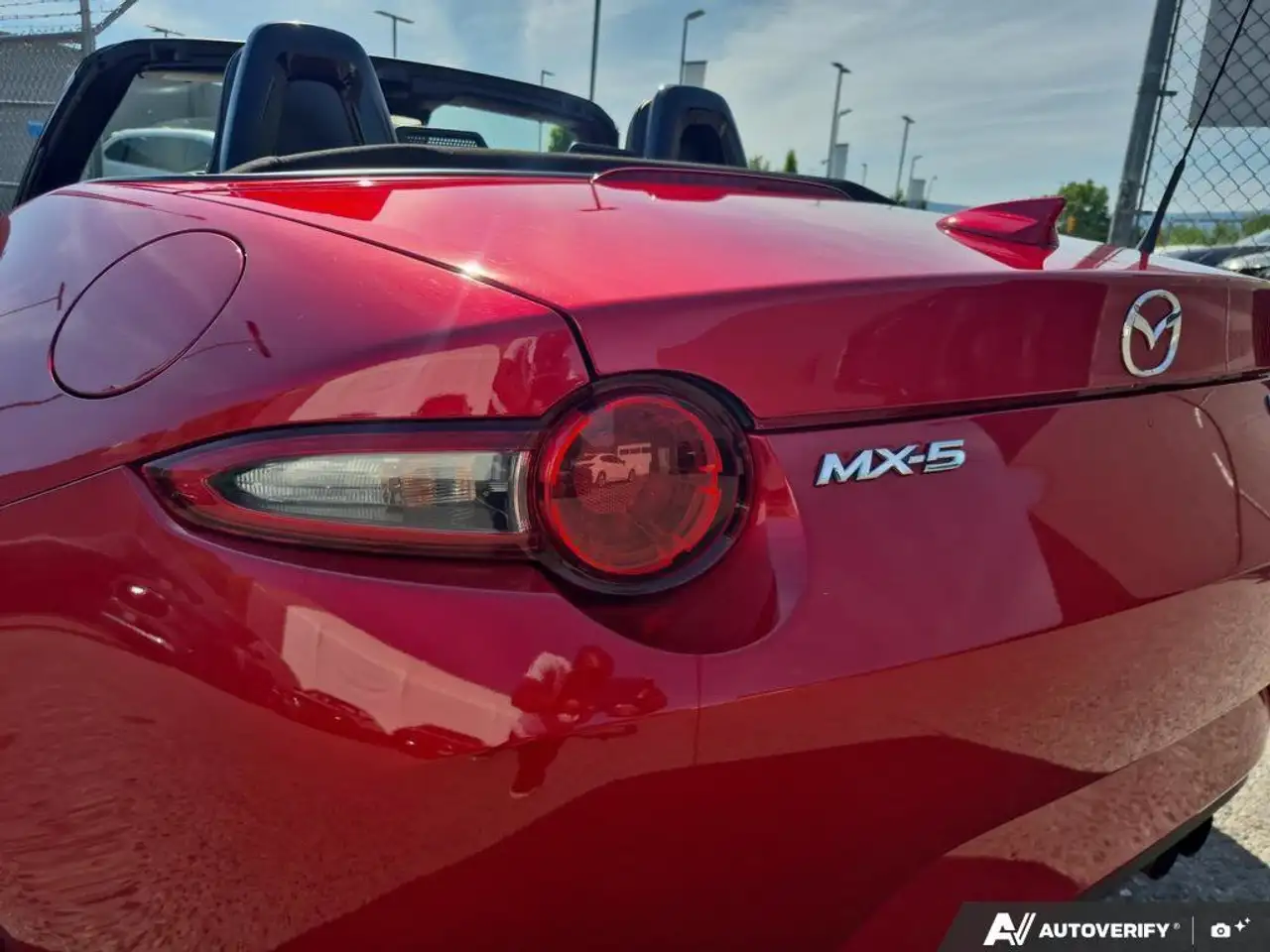 Mazda MX-5 Miata fotografie Mazda MX-5 Miata