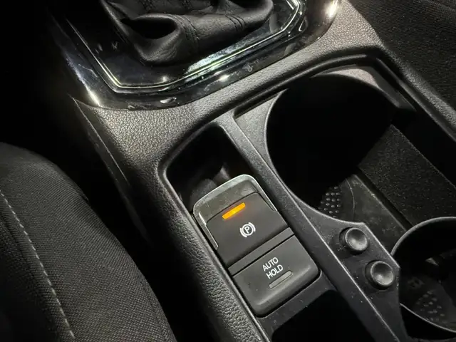 Volkswagen Touran view 4