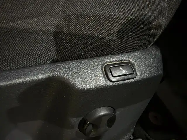 Volkswagen Touran view 10