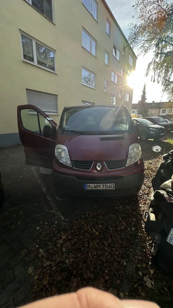Renault Trafic L2H1 2,9t (8/9 Sitze) verglast - 2