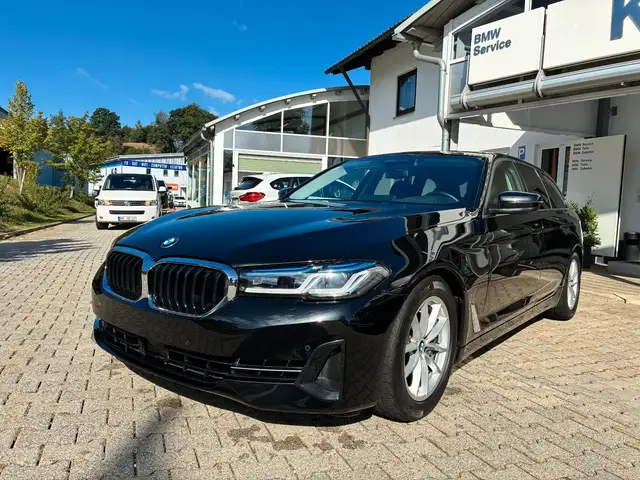 BMW 530 d xDrive Touring HUD Laser ACC AHK Live Cock