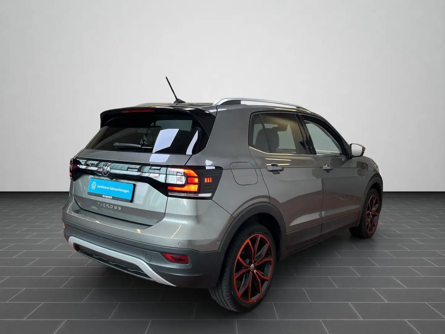 Volkswagen T-Cross Style 1.0 TSI DSG Led,Vr.C.Pit,RFK Grau - 2