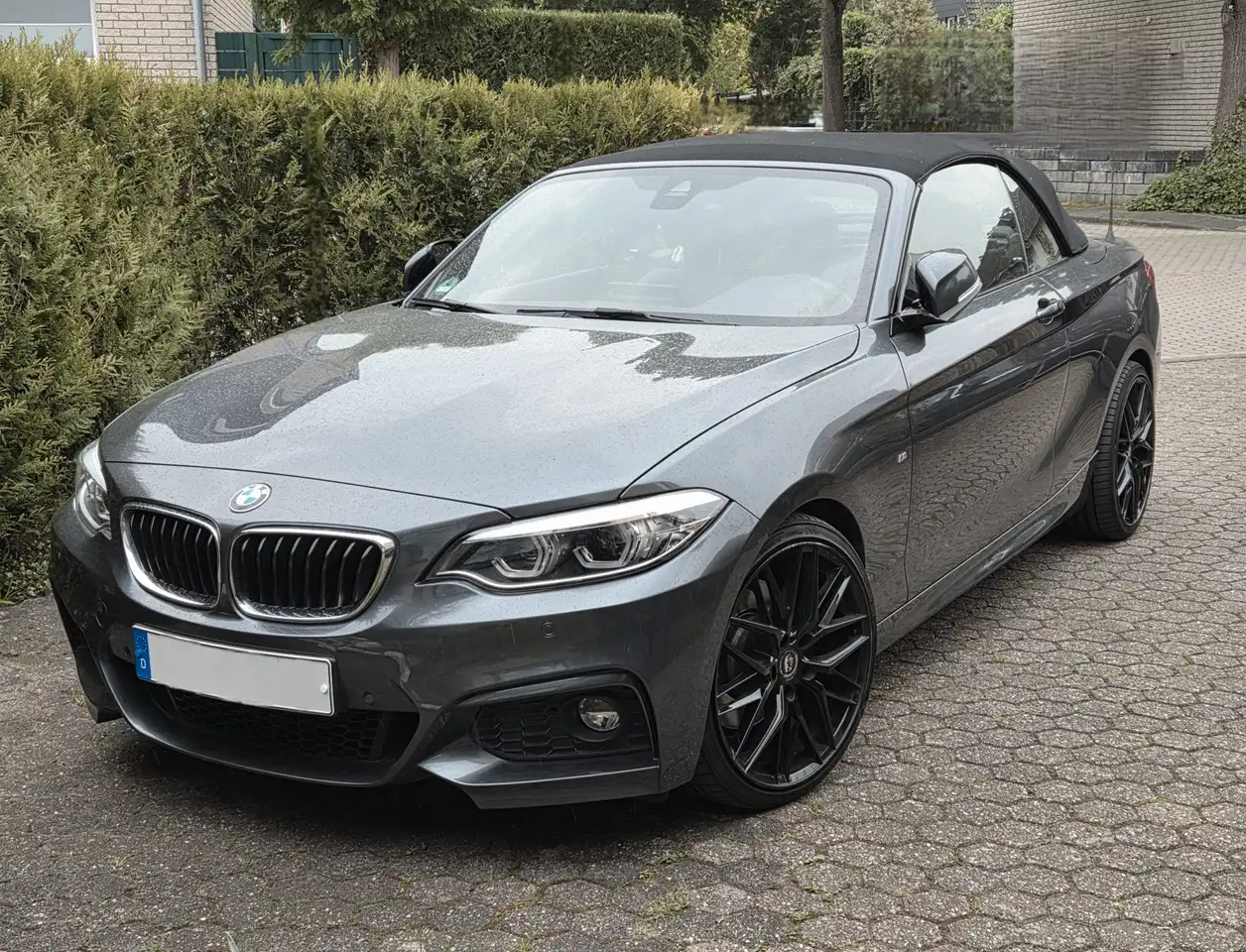 BMW 230