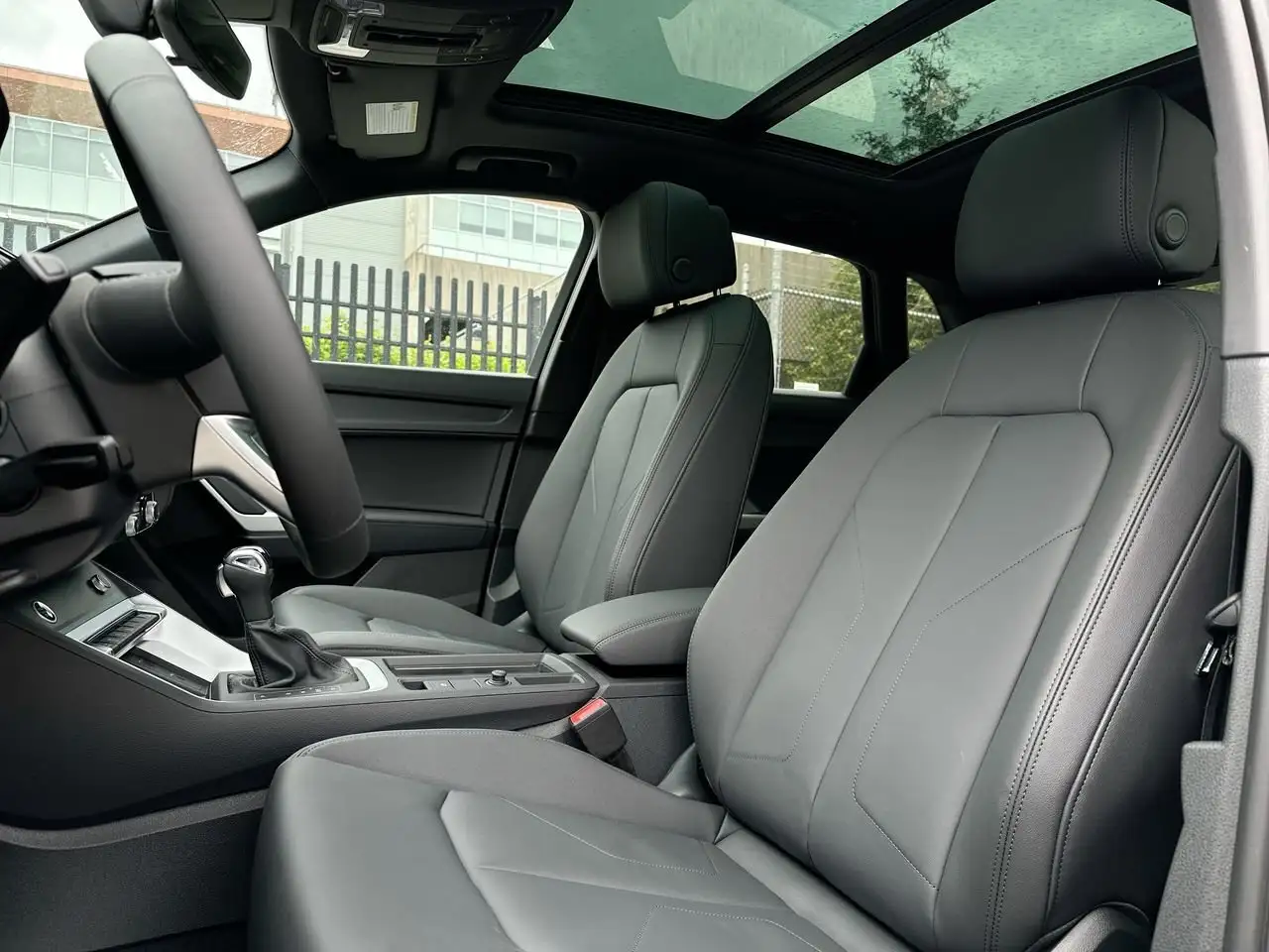 Audi Q3 снимка Audi Q3