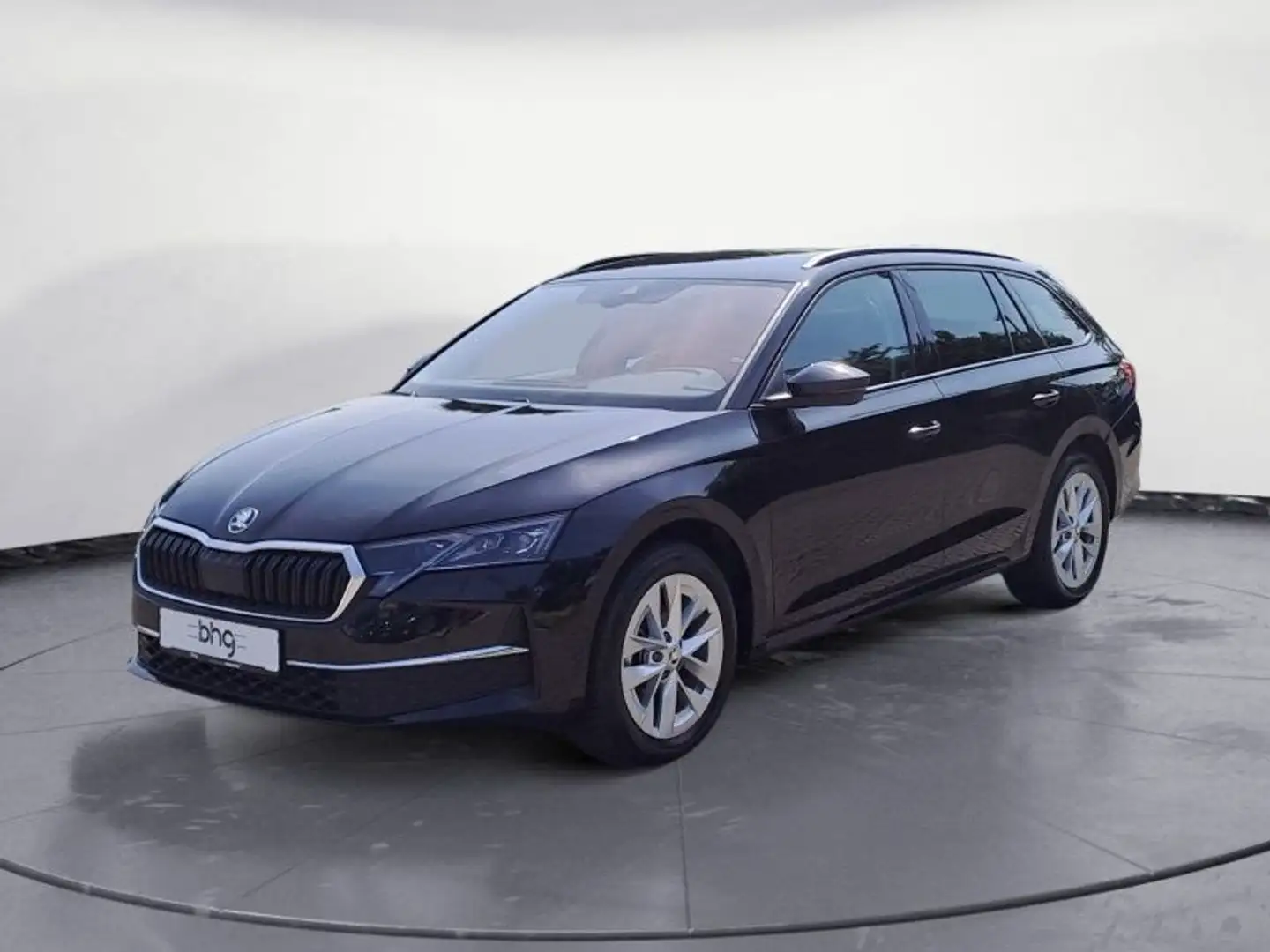 Skoda Octavia Combi 1.5 TSI mHEV DSG Selection Schwarz - 2