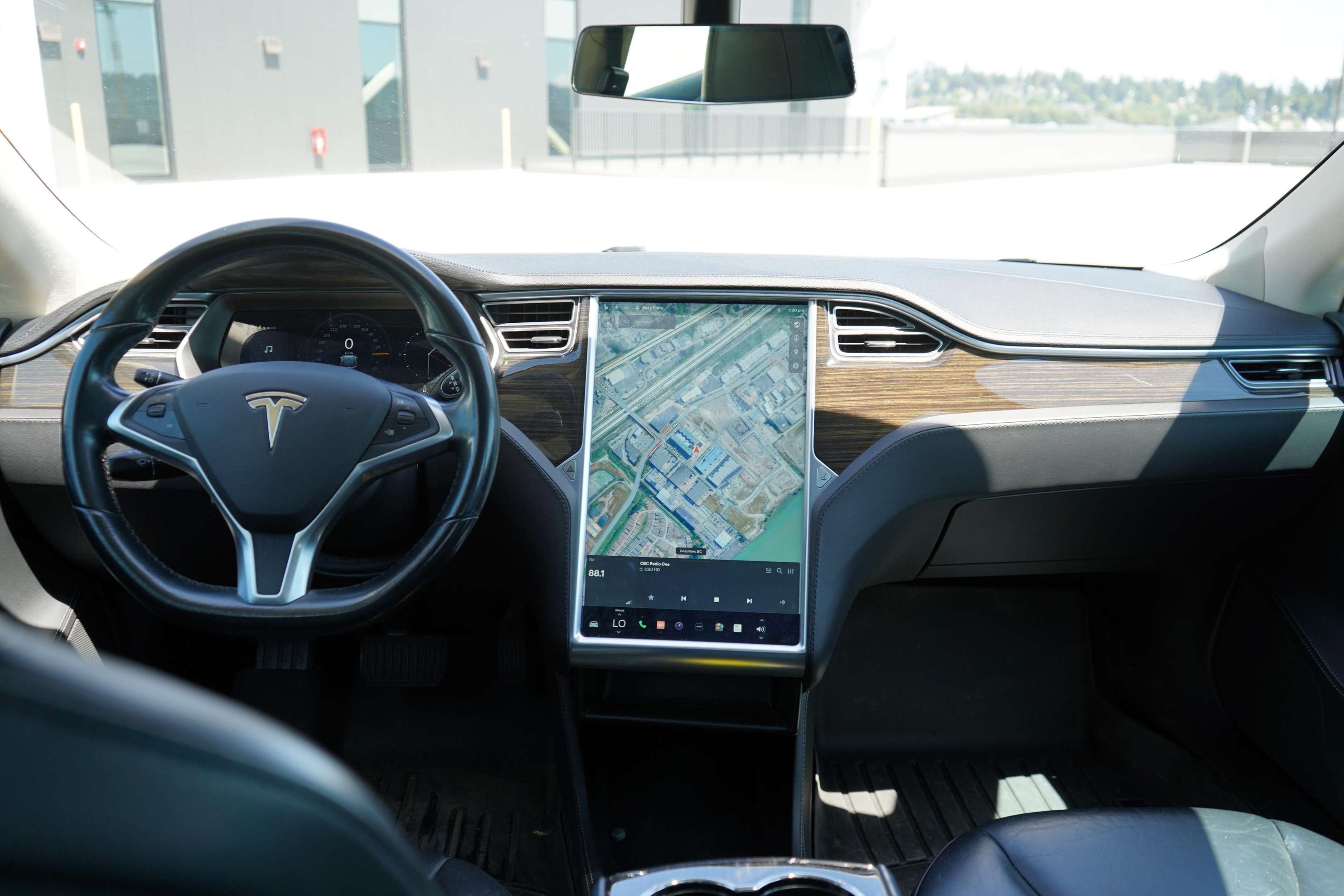 2014 Tesla Model S 4dr Sdn Performance thumb 13