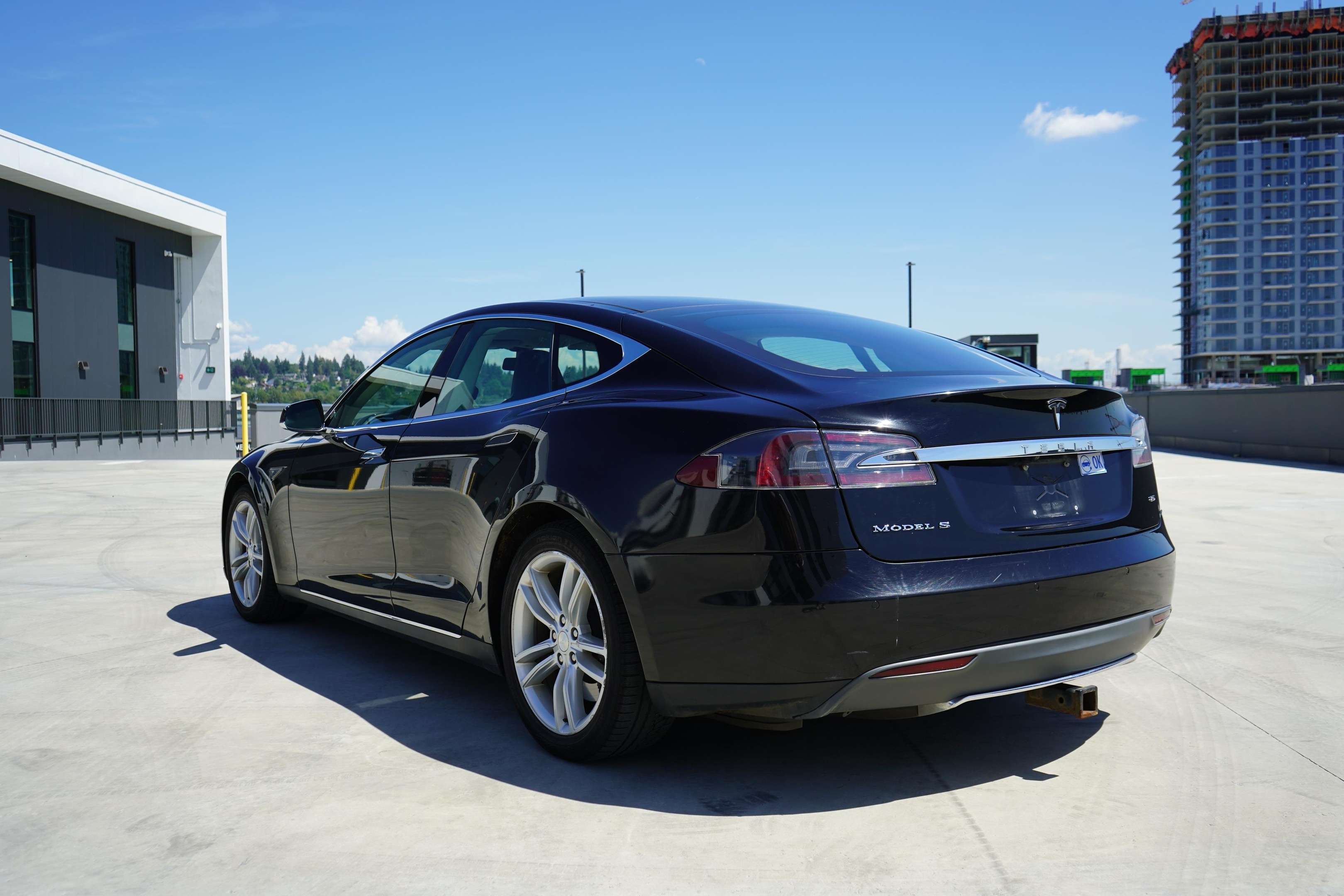 2014 Tesla Model S 4dr Sdn Performance thumb 10