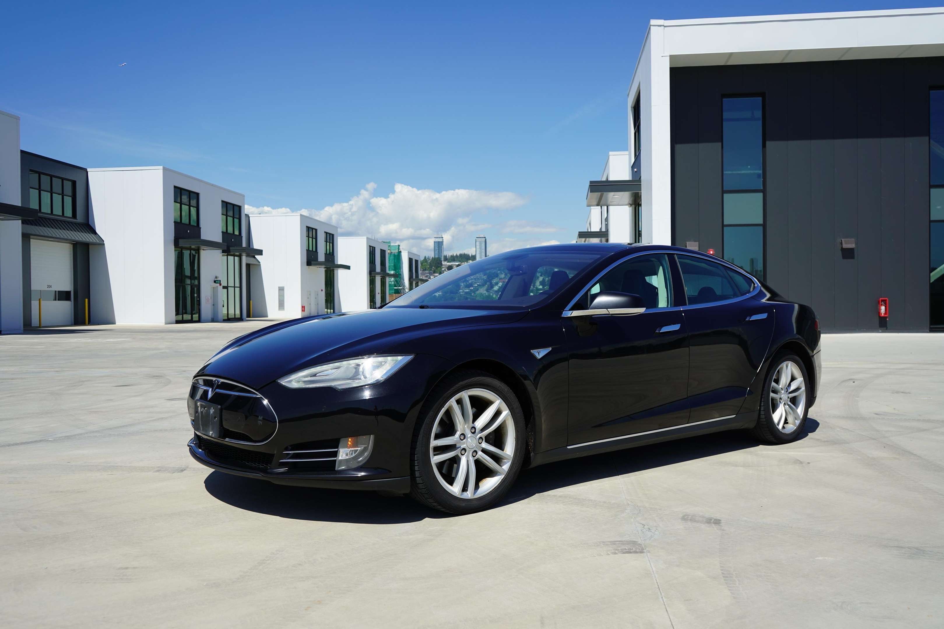 2014 Tesla Model S 4dr Sdn Performance