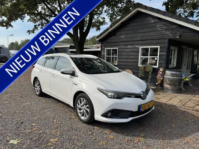 Toyota Auris Touring Sports 1.8 Hybrid Aspiration Automaat