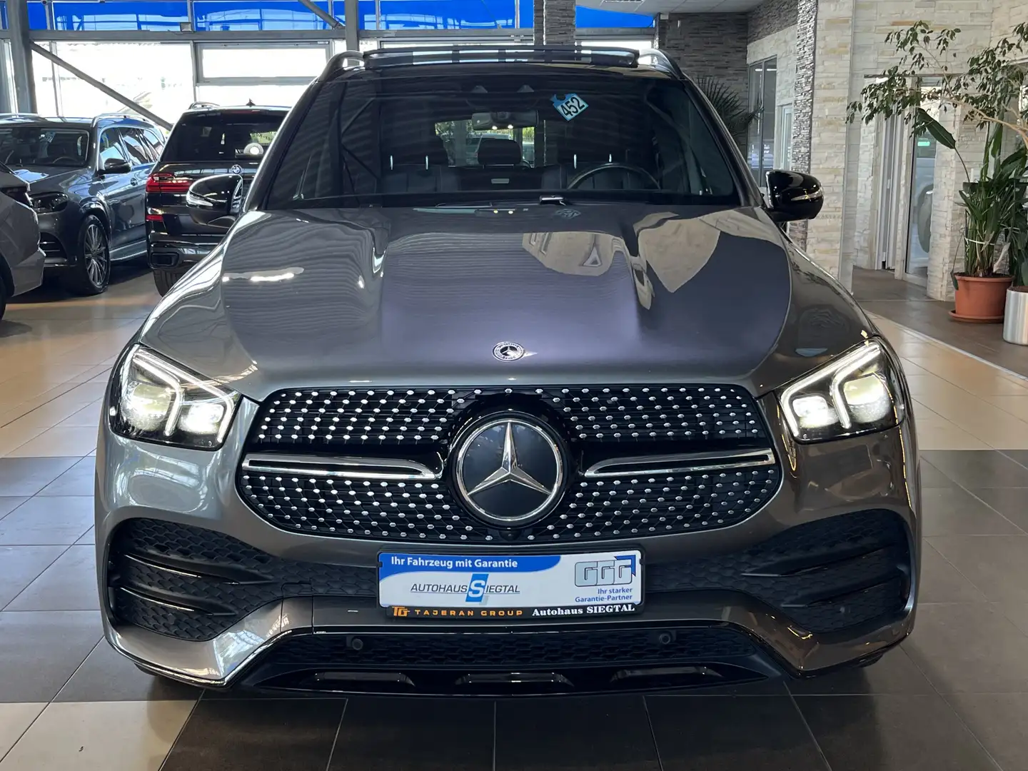 Mercedes-Benz GLE 580 4Matic AMG-Line Pano. Burmester LED Navi Gris - 2