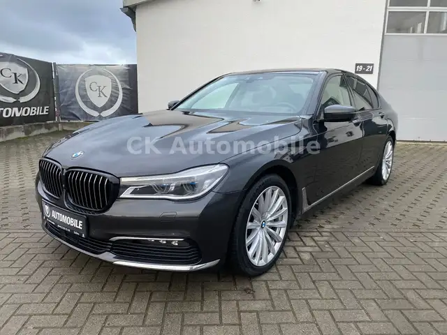 BMW 740 i Shadow-Line/Laser/Head-Up/360°Kamera/ACC