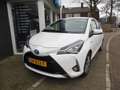 Toyota Yaris 1.5 Hybrid Energy Plus 12 maanden Bovag garantie White - thumbnail 1