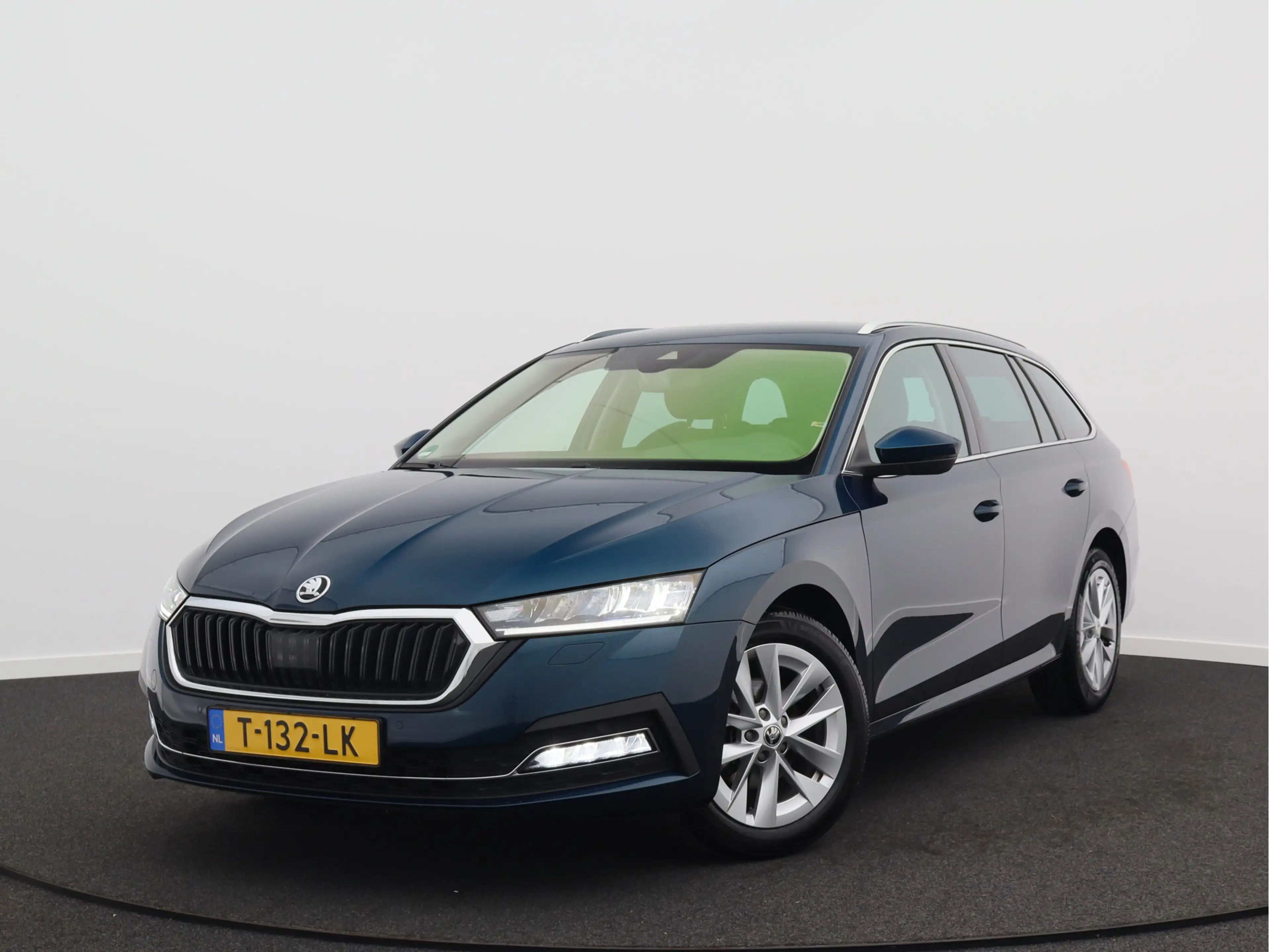 Skoda Octavia Combi 1.5 e-TSI Business Edition Plus/ mooie auto! — photo 3