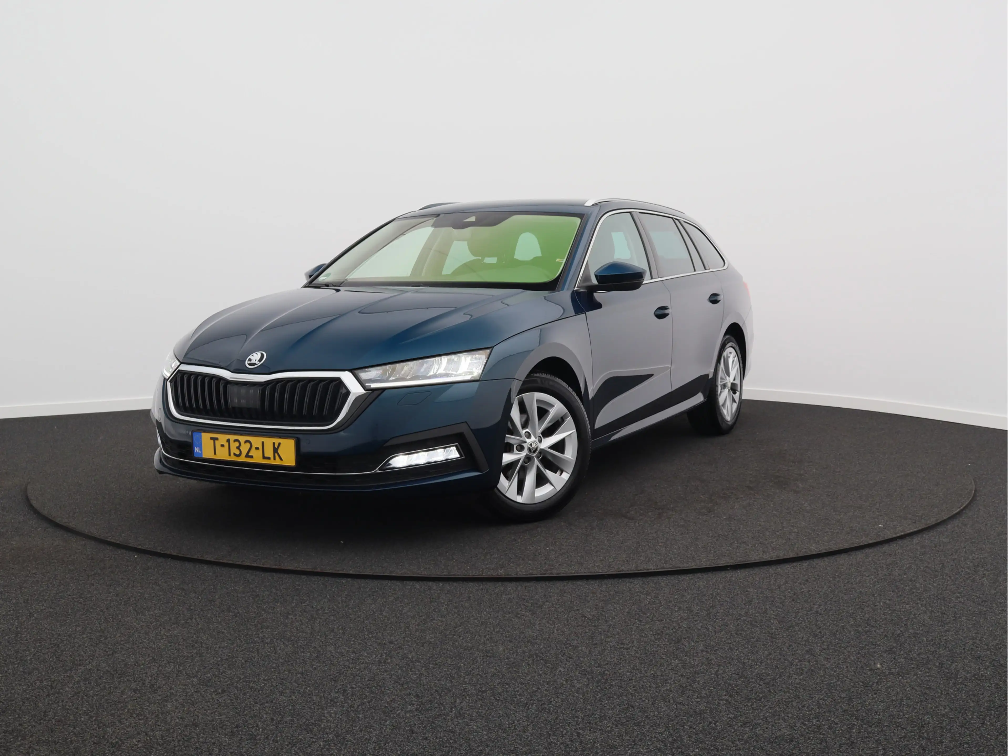 Skoda Octavia Combi 1.5 e-TSI Business Edition Plus/ mooie auto! — photo 30