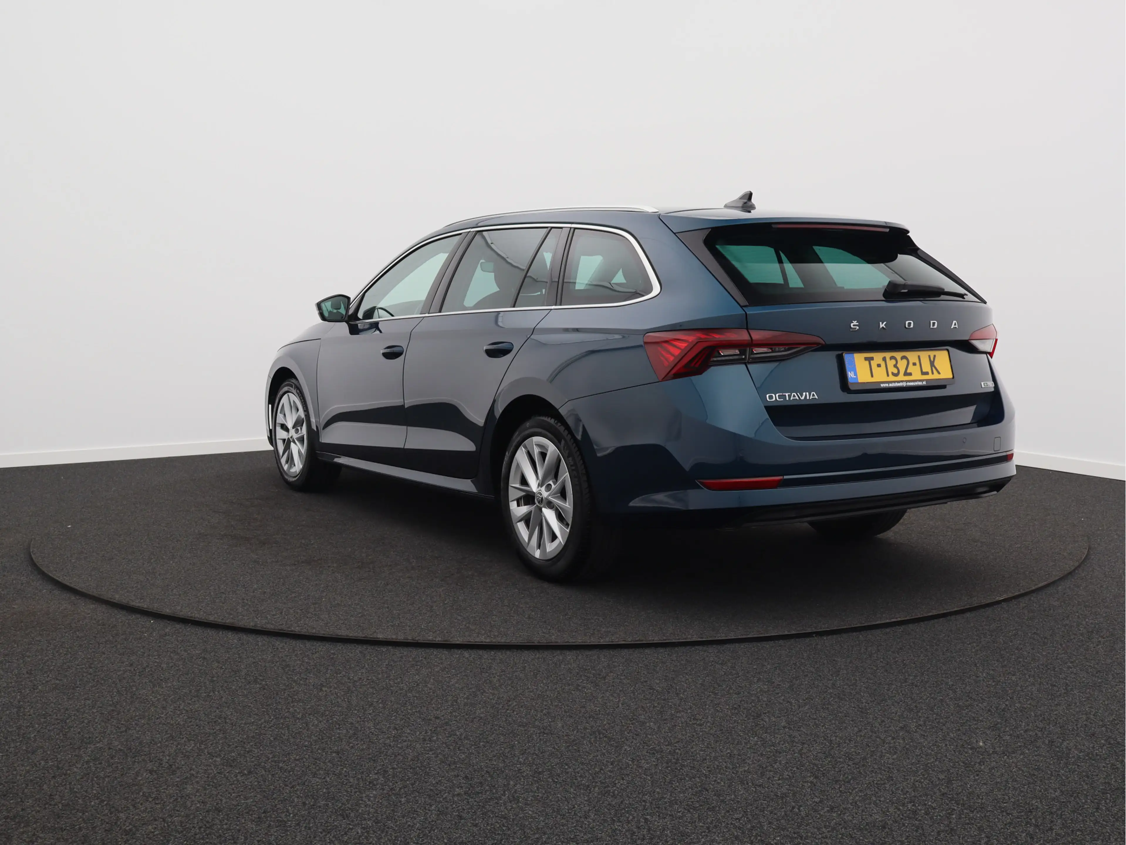 Skoda Octavia Combi 1.5 e-TSI Business Edition Plus/ mooie auto! — photo 13