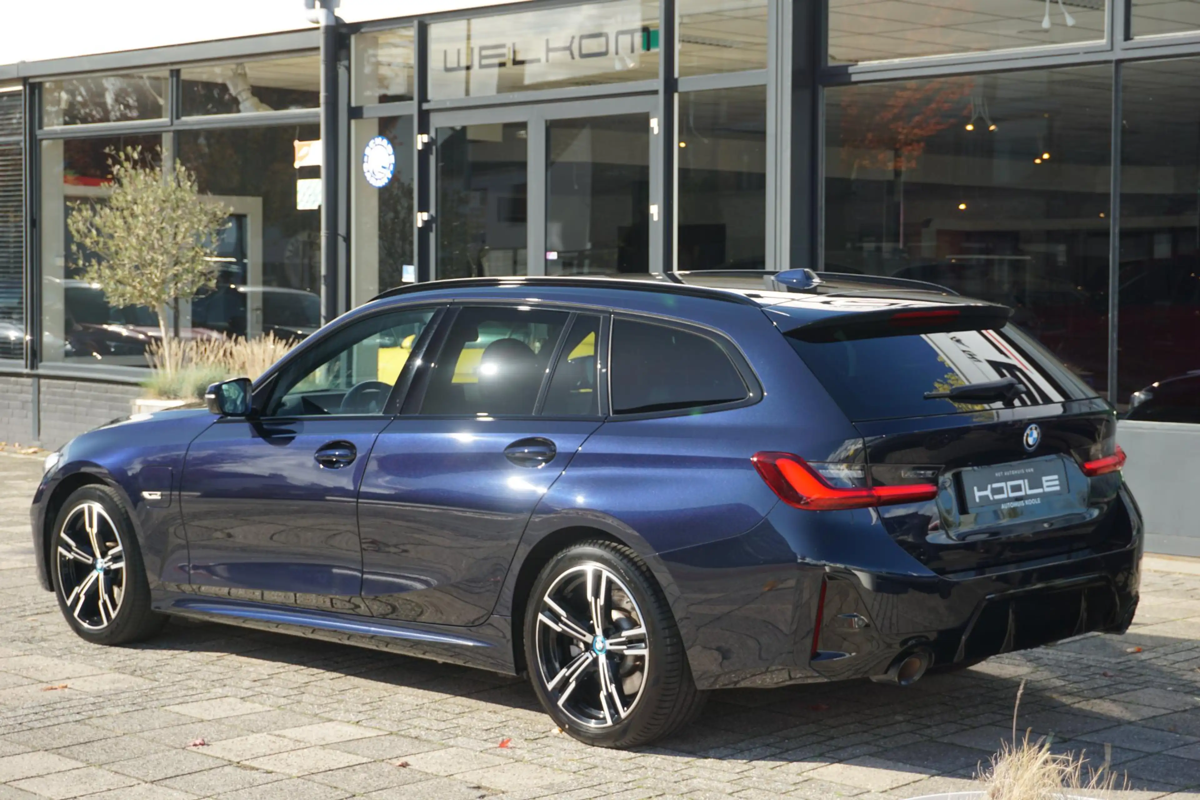 BMW 320 3-serie Touring 320e High Executive | M-pakket | 9 — photo 3