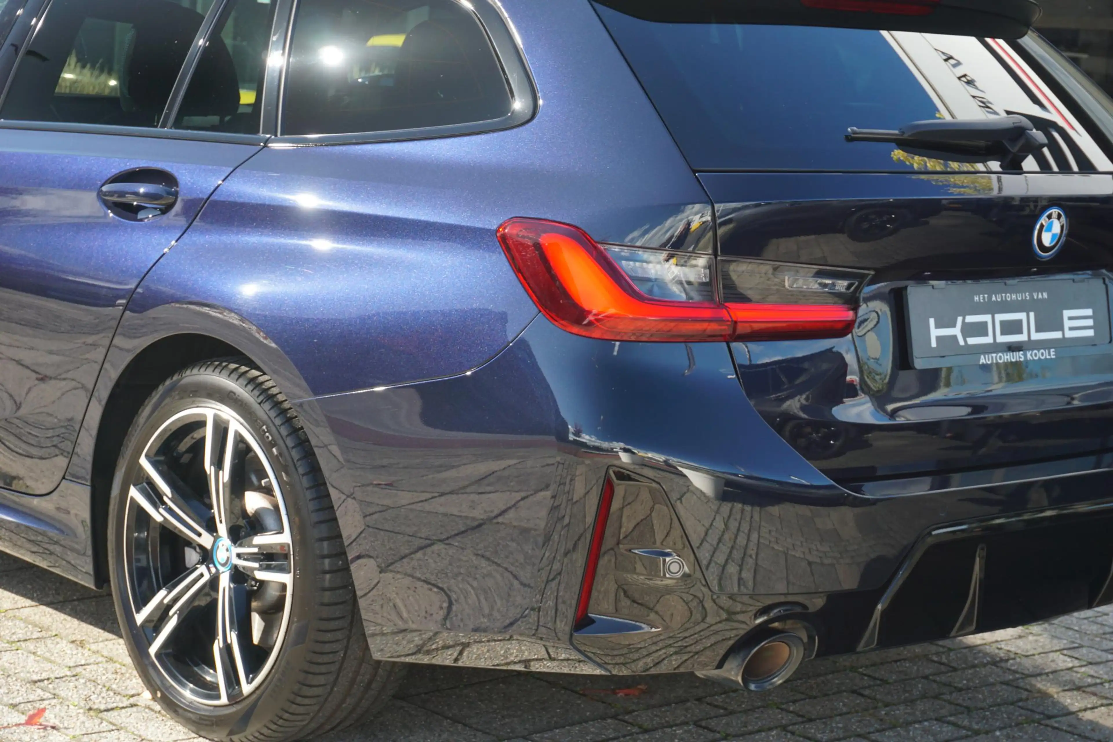 BMW 320 3-serie Touring 320e High Executive | M-pakket | 9 — photo 14