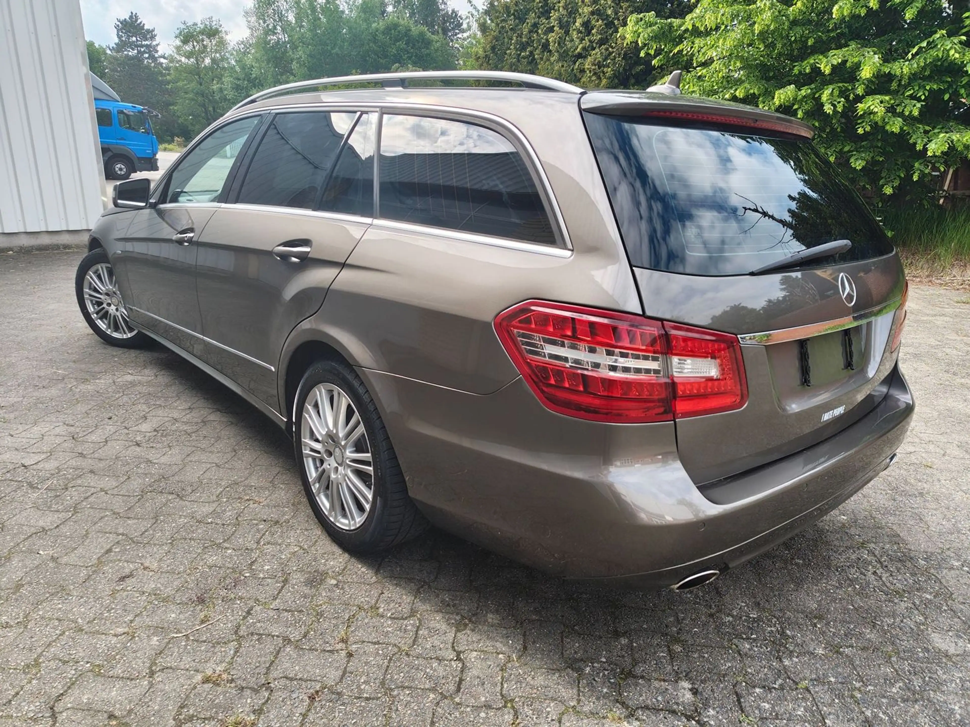 Mercedes-Benz E 350 CDI Avantgarde*Automatik*PDC*Leder*Navi*Bi-Xenon* — photo 5