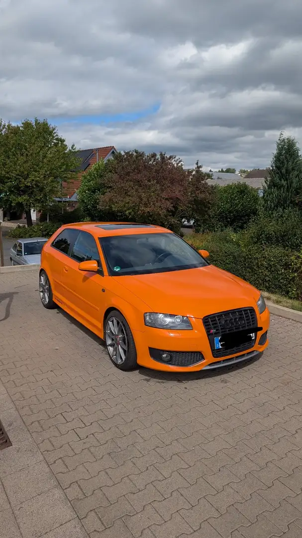 Audi S3 S3 8P 2.0 TFSI - Glutorange - 1