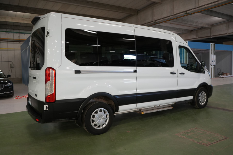 Ford Transit 2.0 TDCi Trend 9Pl. Lift handi LEDER/CUIR GPS PDC — photo 9