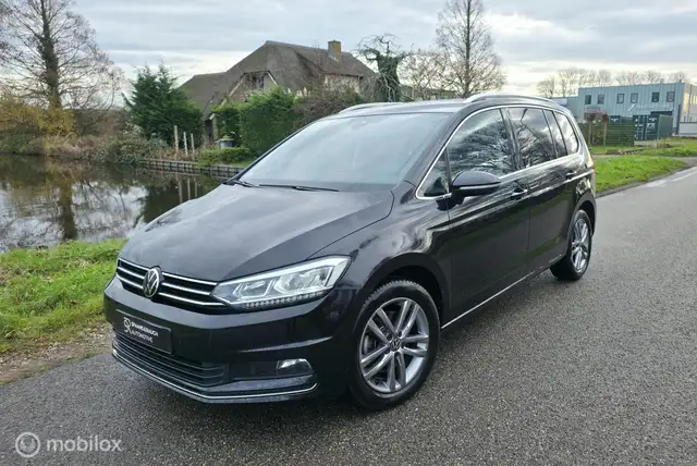 Volkswagen Touran 1.5 TSI Highline / Navi / Carplay / Luxe