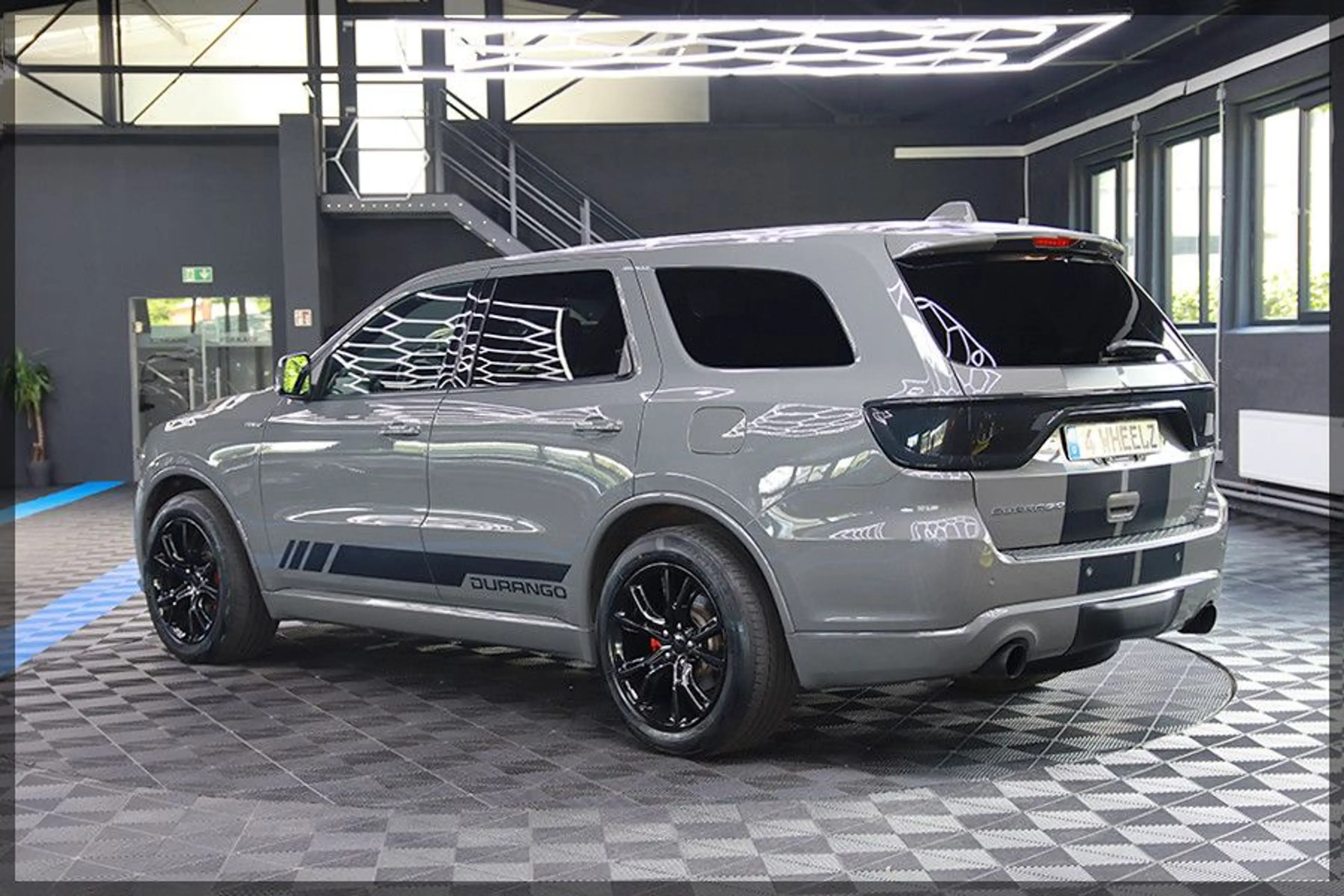 Dodge Durango 5.7 RT 6 SITZER  / CAM / PDC / LPG — photo 6