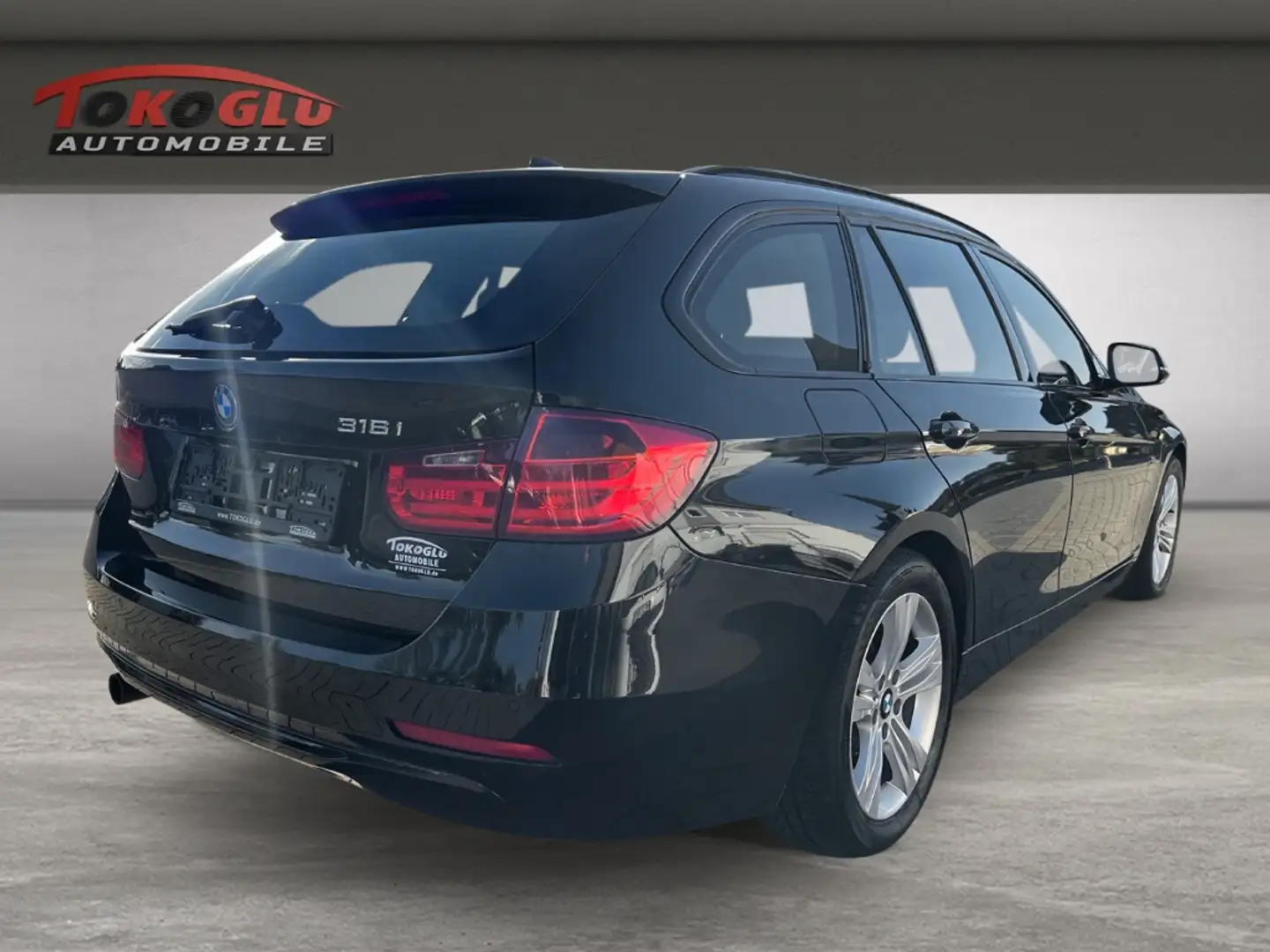 BMW 316 i Touring Navi Bi-Xenon El. Heckklappe Mehrzonenkl Schwarz - 2
