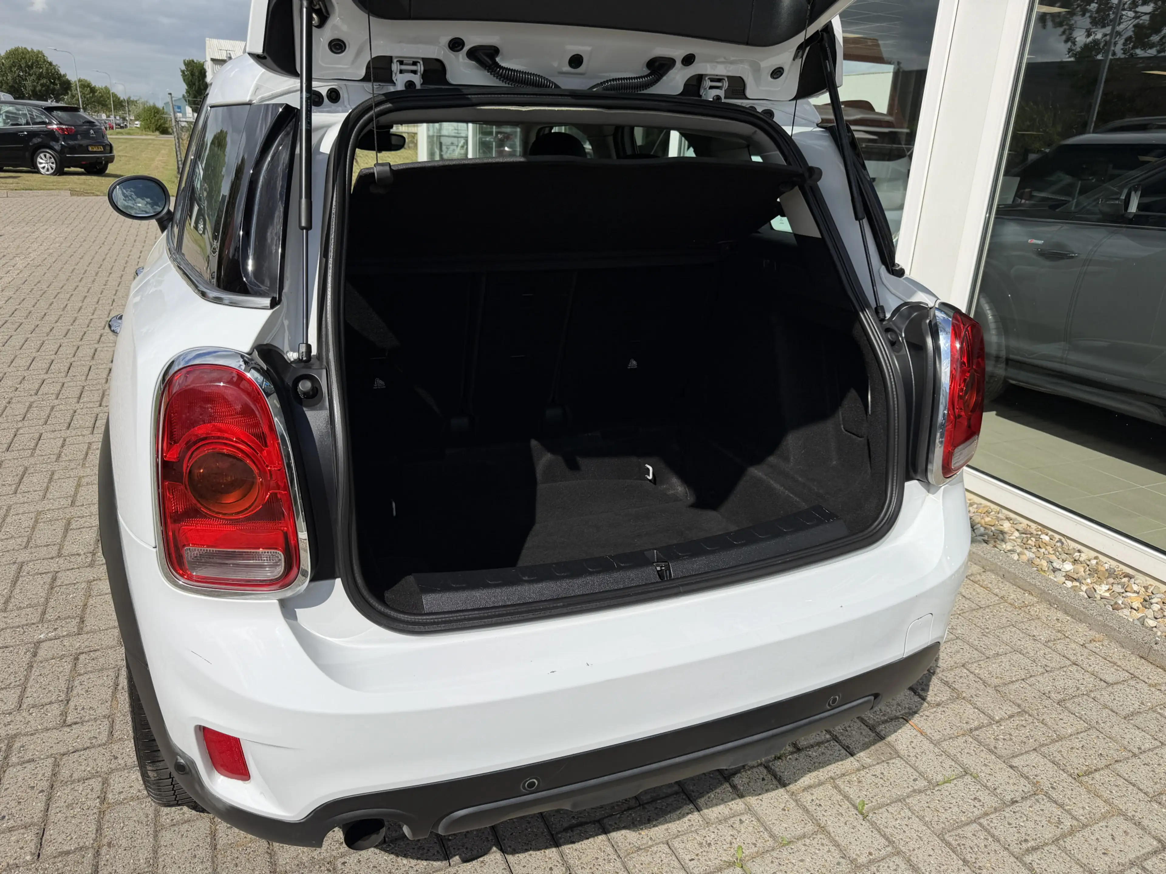 MINI One Countryman 1.5 Groot onderhoud gehad — photo 5