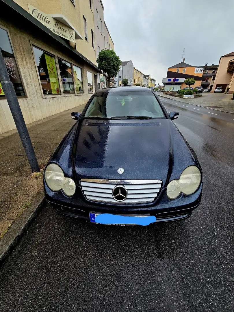 Mercedes-Benz 180 Schwarz - 1
