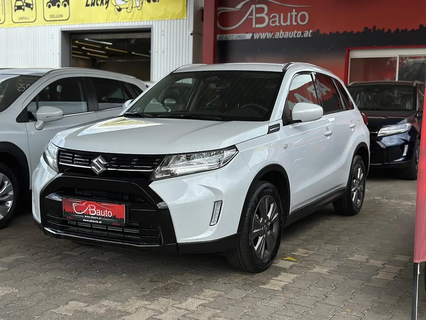 Suzuki Vitara 1,4 DITC Hybrid ALLGRIP shine Weiß - 2