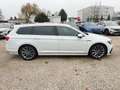 Volkswagen Passat Variant TDI R-Line Rückfahrkamera Weiß - thumbnail 8