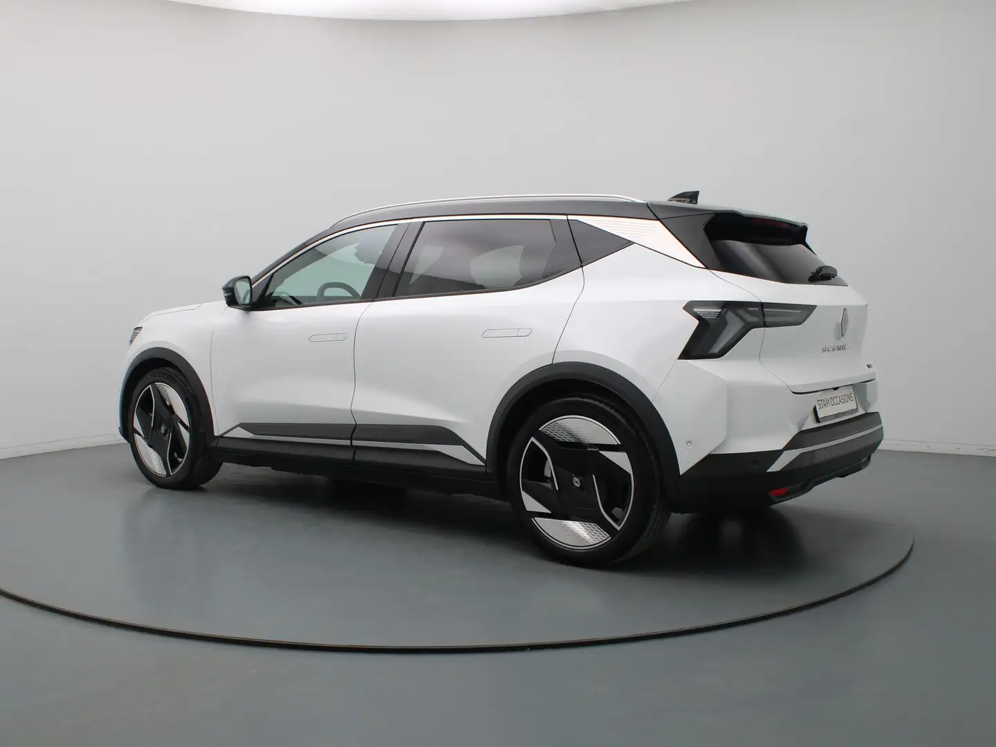 Renault Scenic E-Tech 220pk EV87 long range iconic Automaat 360° Blanco - 2