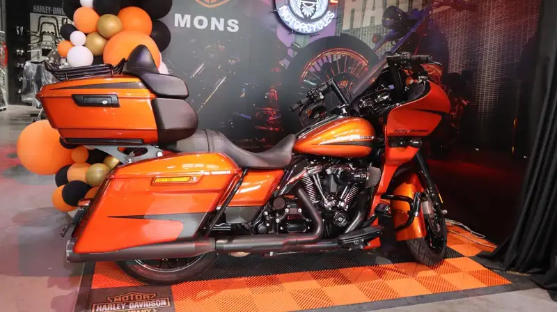Harley-Davidson Tour Glide - foto 2