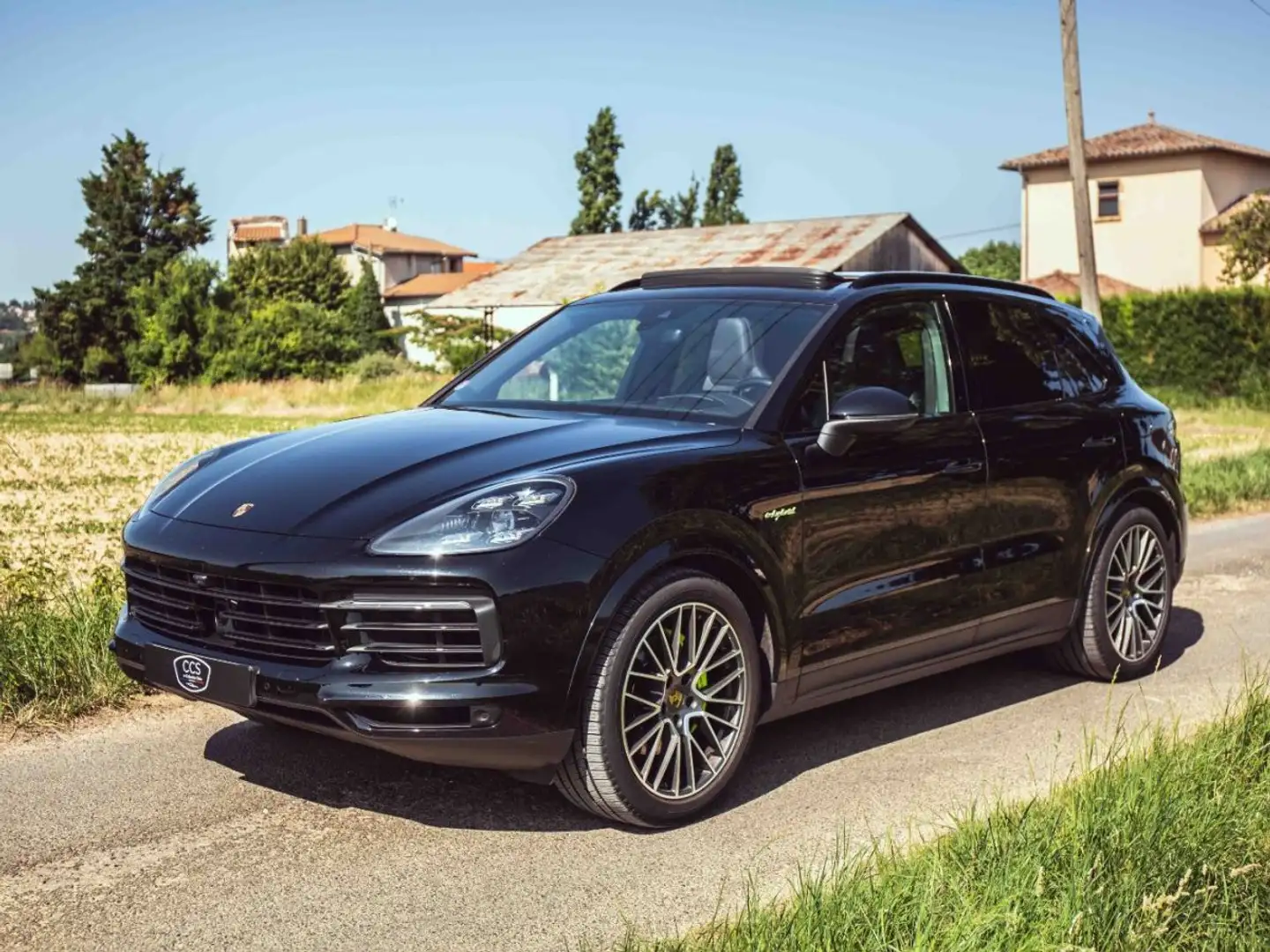 Porsche Cayenne III 3.0 V6 E-HYBRID 462 ch - Toit ouvrant - BOSE - PDLS - HUD - Attelage - DAB - Sièges sport 18 - PASM Negro - 1