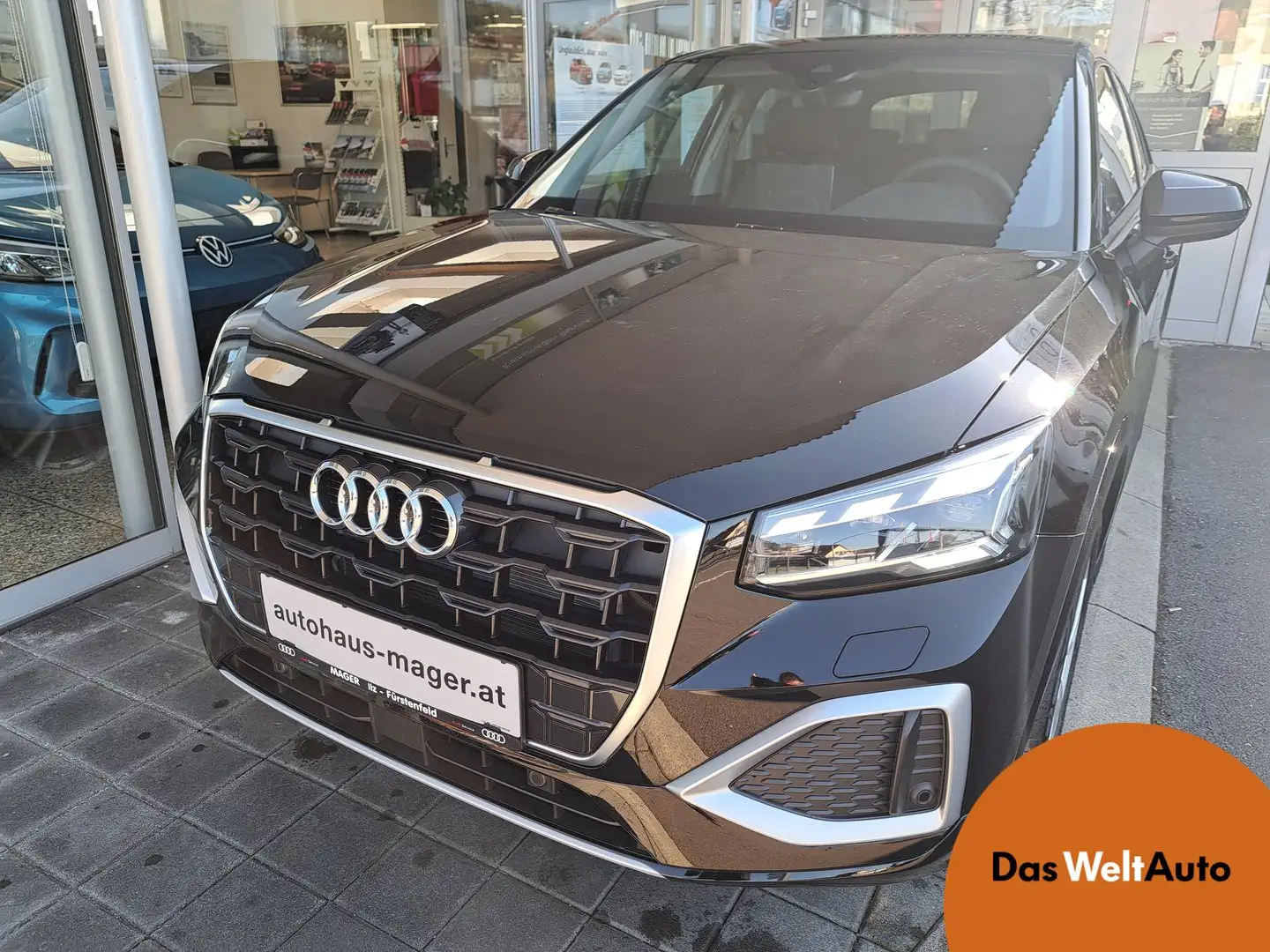Audi Q2 30 TFSI admired Schwarz - 1