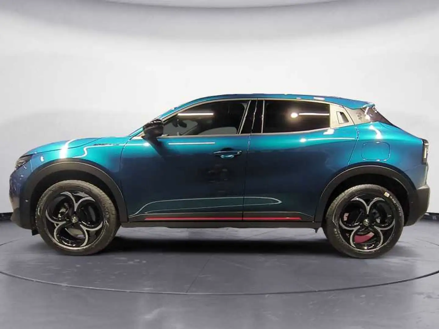 Alfa Romeo Junior BEV elettrica Speciale Albastru - 2