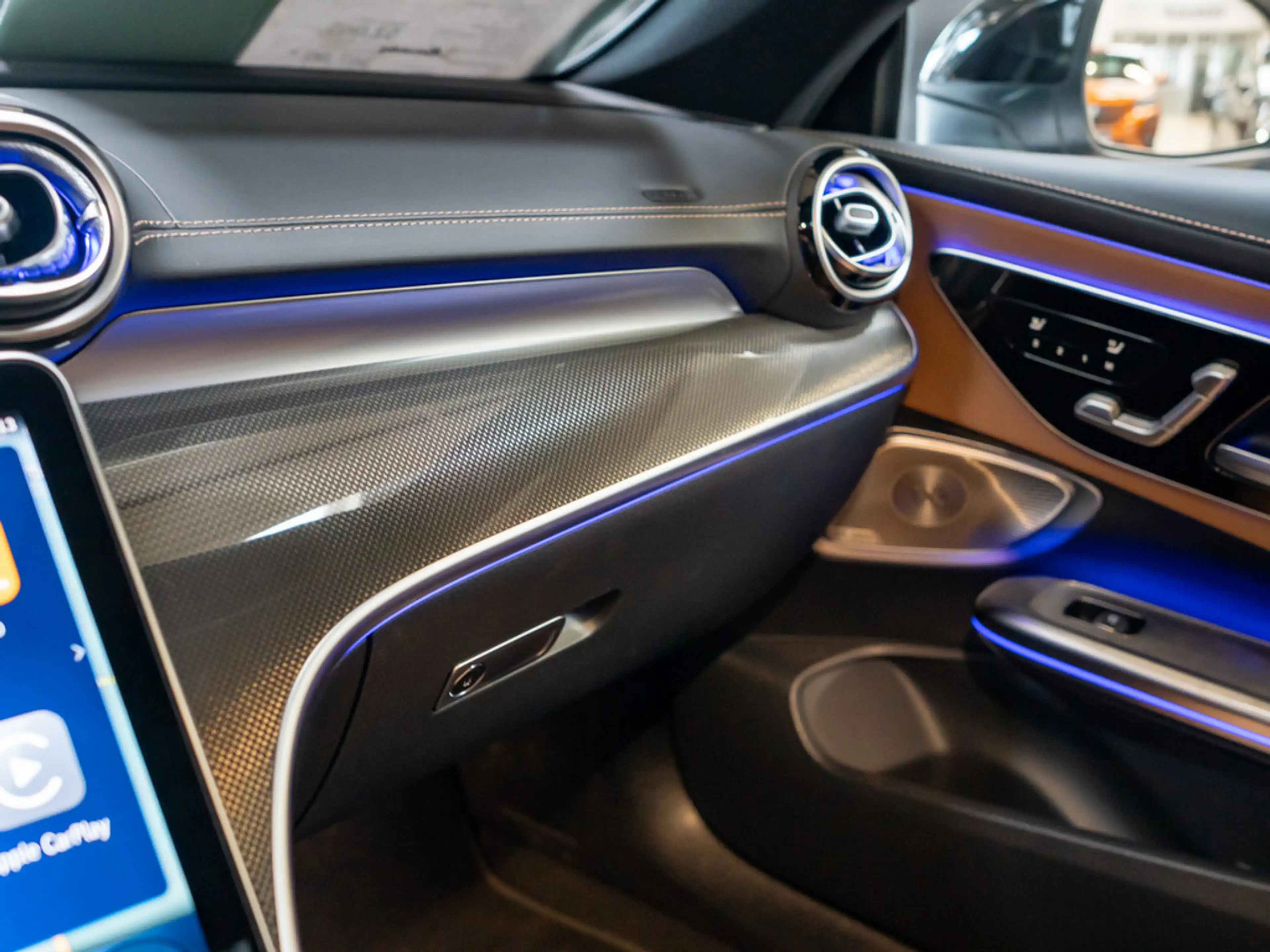 Mercedes-Benz CLE 300 e AMG Sport Edition ACC PANO HUD LED — photo 15