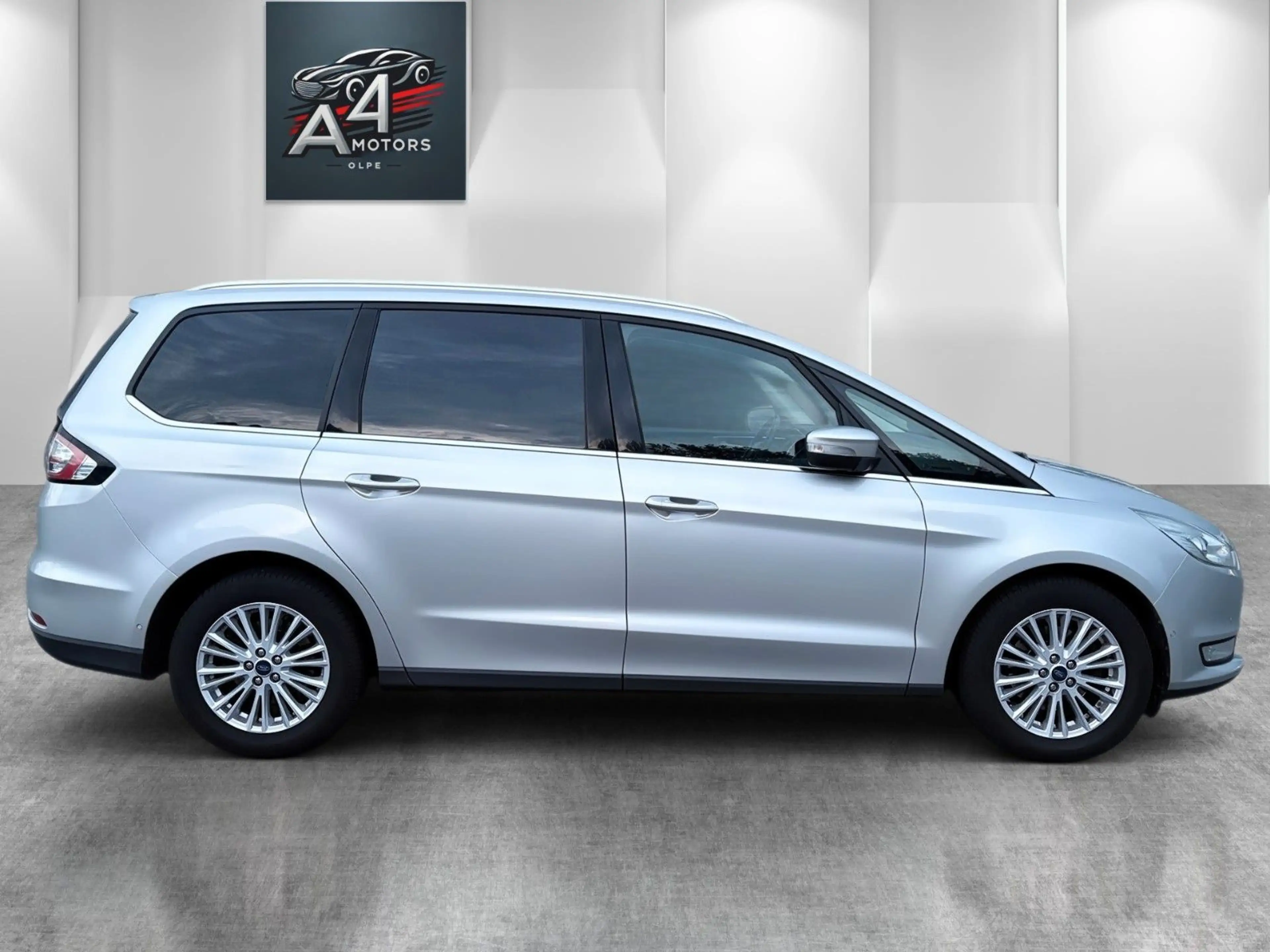 Ford Galaxy Titanium *7-Sitzer* Navi*PDC*SHZ*Carplay* — photo 4