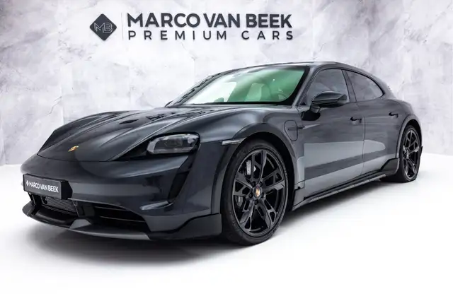 Porsche Taycan Cross Turismo Turbo S 93 kWh | Keramisch | Burmest