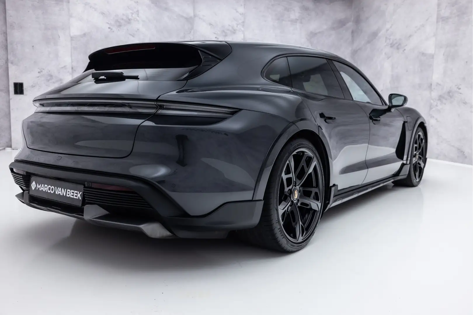 Porsche Taycan Cross Turismo Turbo S 93 kWh | Keramisch | Burmest Grau - 2