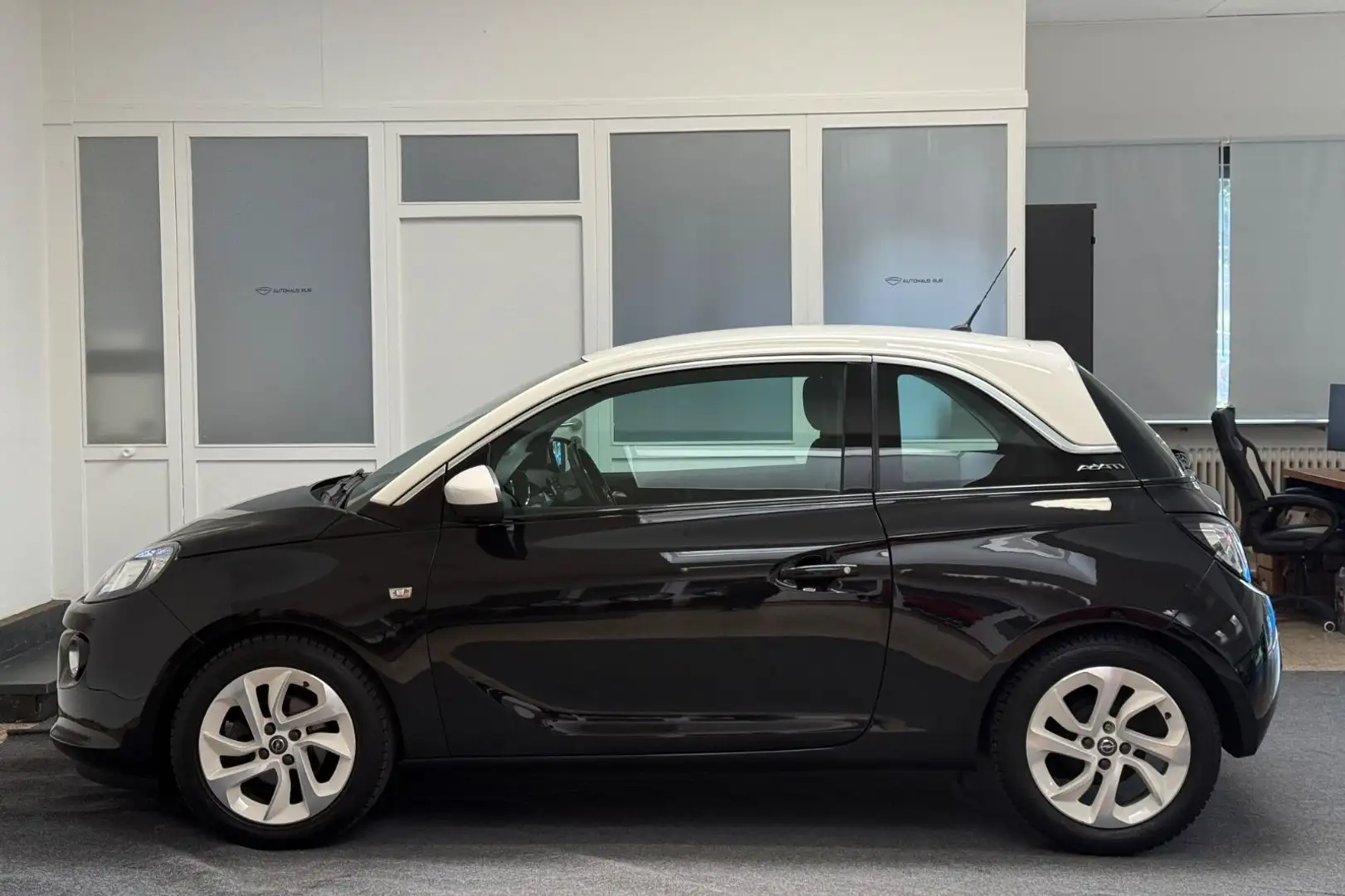 Opel Adam Jam Automatik/NUR 55TKM/1TE HAND/CARPLAY Nero - 2