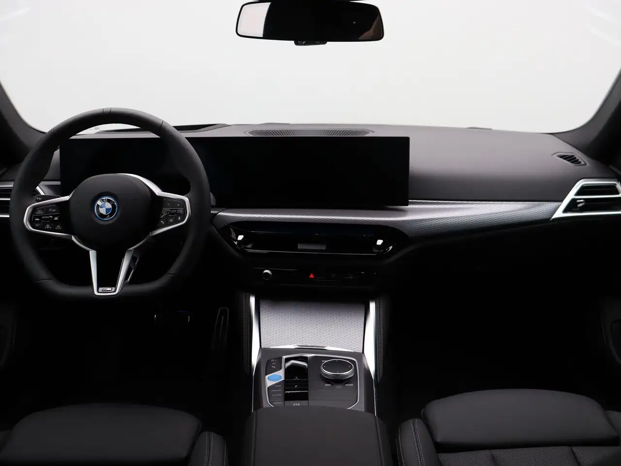 BMW i4 2026 — фото 6
